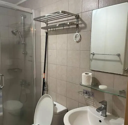 Soho 1 Bedroom With Balcony Near Mrt Edsa Shaw Pioneer Greenfields Sm Megamall Ortigas * Manila