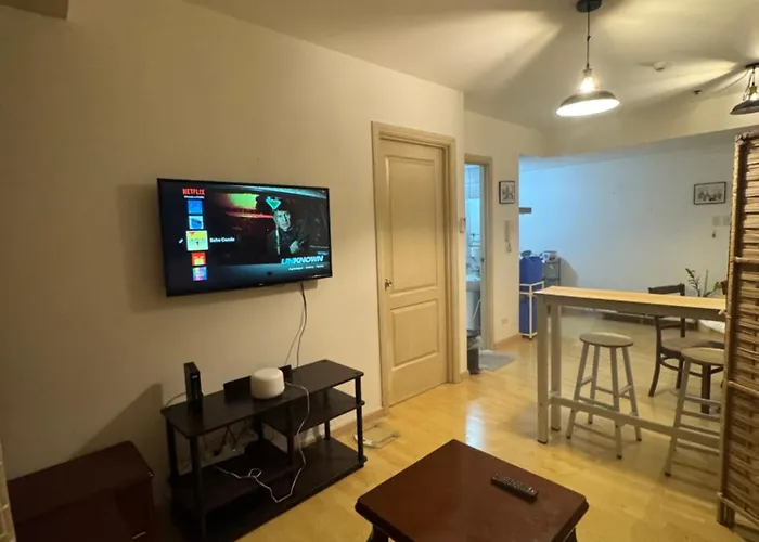 Apartment Soho 1 Bedroom With Balcony Near Mrt Edsa Shaw Pioneer Greenfields Sm Megamall Ortigas *